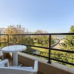 Appartement Relax Larrisa