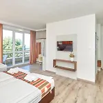 Appartement Relax Larrisa *