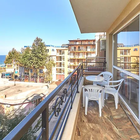 Apartament Relax Larrisa