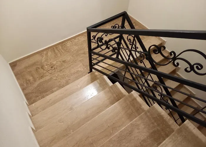 Relax Larrisa Апартаменты *