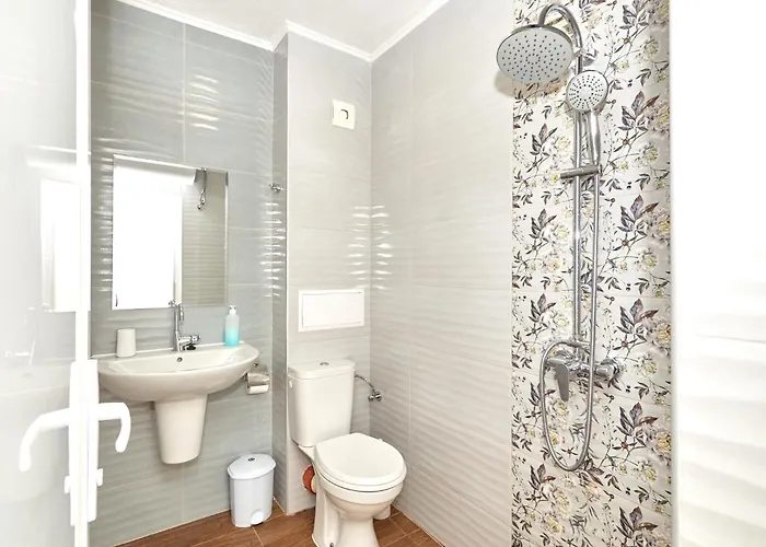 Relax Larrisa * Приморско