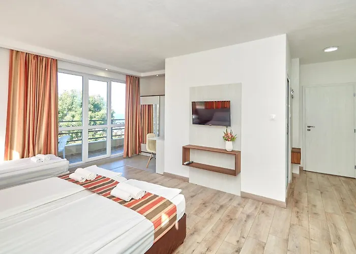 Апартаменты Relax Larrisa *